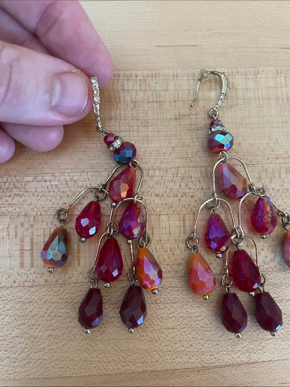 Red Faceted Teardrop Chandelier Earrings - Unbranded - Picture 2 of 4